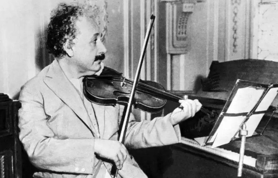 爱因斯坦有多爱音乐？发现资深乐迷一枚
