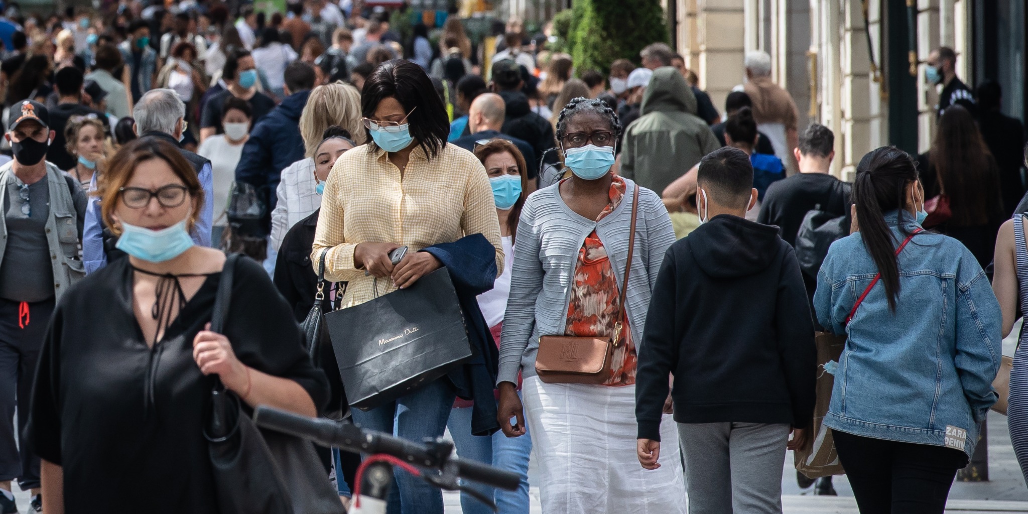 法國參議院出現群體性感染 多名議員確診感染新冠肺炎