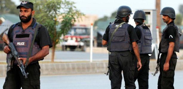 巴基斯坦警方打死7名武裝匪徒 