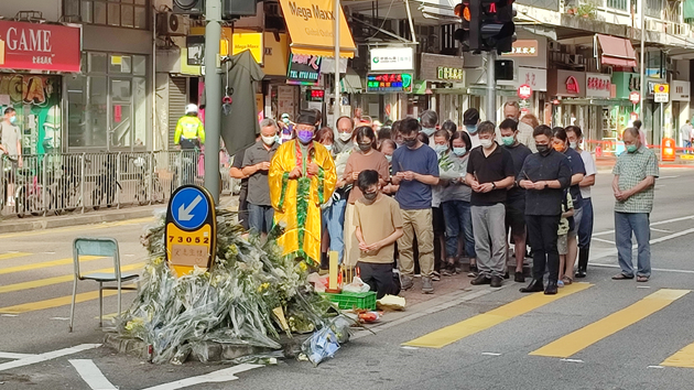 大埔車禍死者親屬今路祭悼念逝者