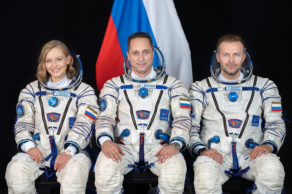 俄電影攝製組乘飛船升空 停留國際太空站12日拍戲