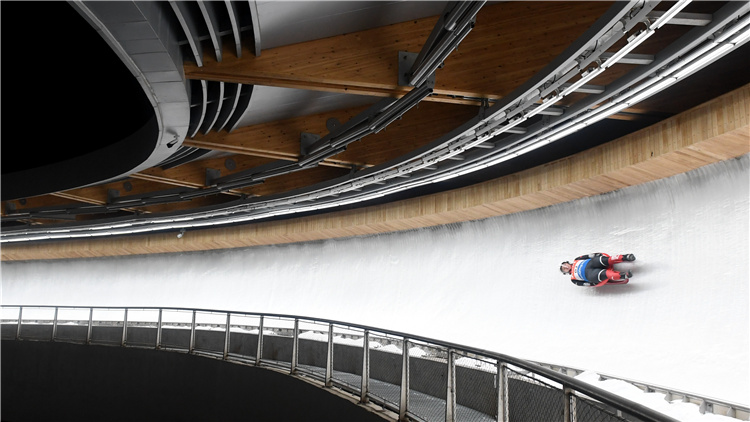 你不知道的冬奧事：雪車項目如何上演速度與激情？