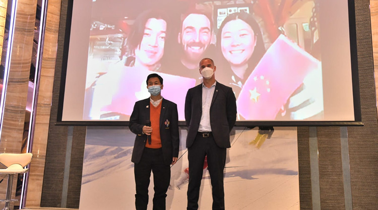 香港滑雪隊首次派出2名高山滑雪運動員出戰北京冬奥