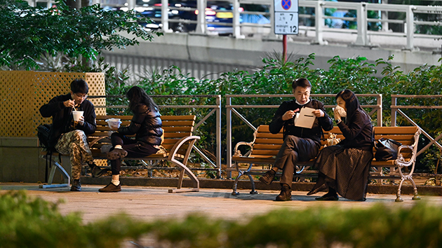 陳福和：本港目前未有足夠條件與病毒共存