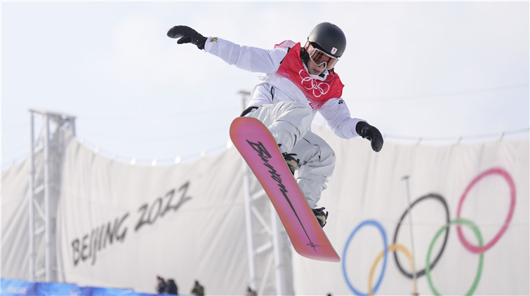 日本小將平野步夢單板滑雪男子U型場地技巧奪冠