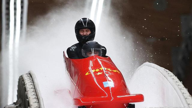 「雪車之王」成功衛冕男子雙人雪車 德國軍團包攬該項目金銀銅牌