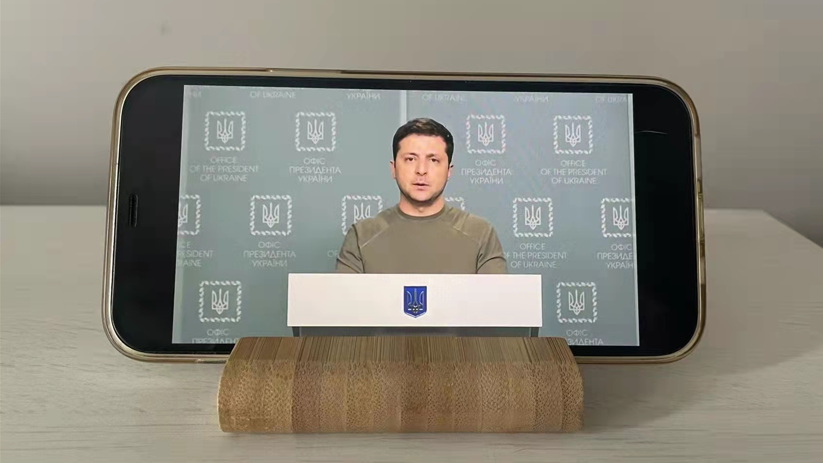 烏克蘭總統澤連斯基表示自己仍身處基輔
