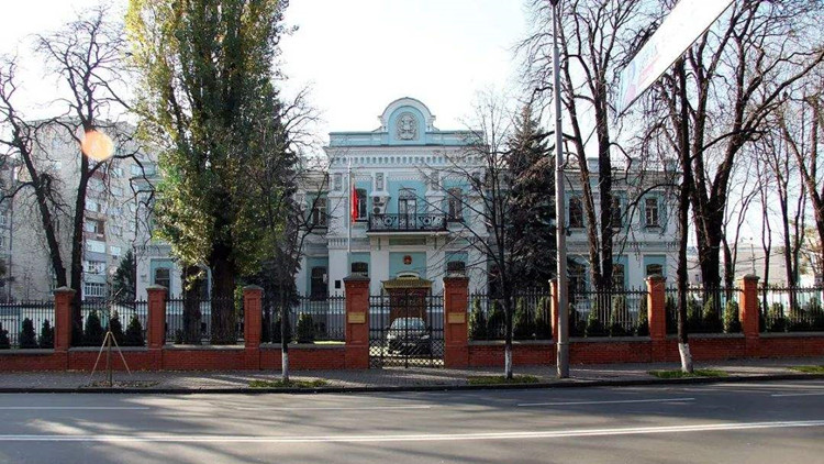 中國駐烏克蘭使館新聞發言人：留學生撤離工作有序、安全