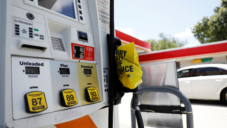 美國汽油價格持續上漲 刷新歷史紀錄