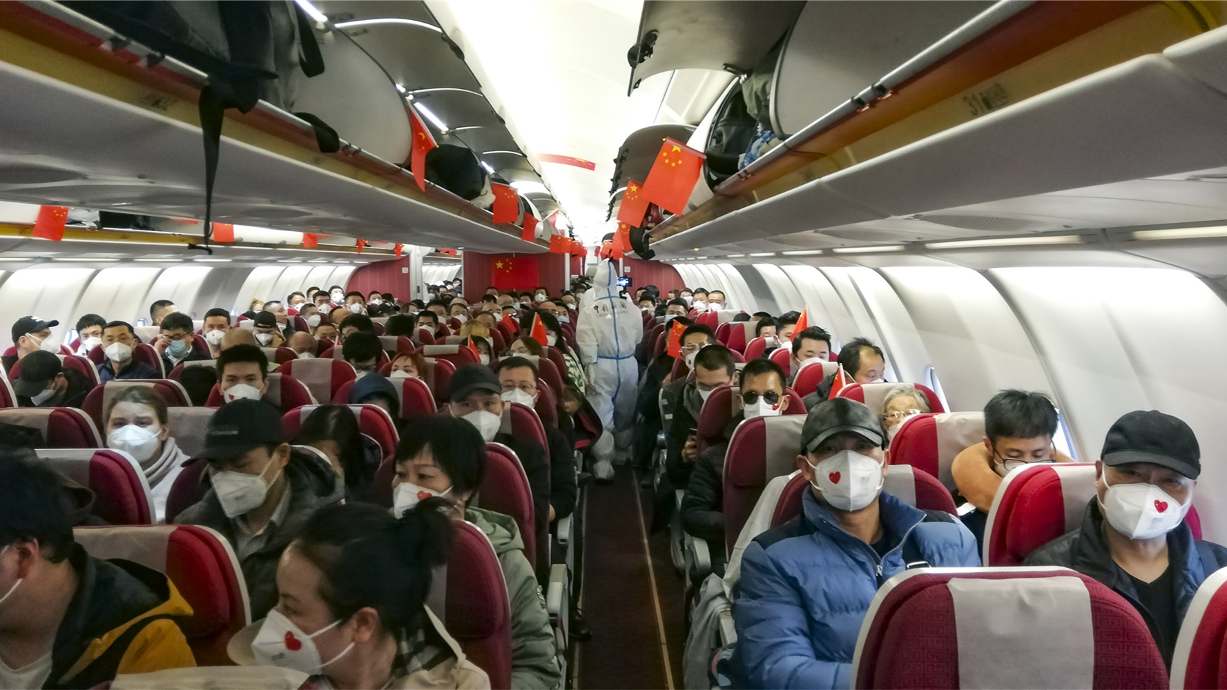 第二十架接返自烏克蘭撤離中國公民臨時航班安全回國