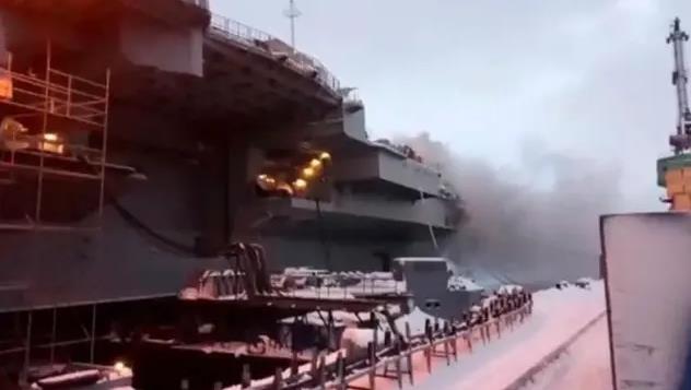 俄巡洋艦起火引發爆炸 俄烏雙方說法不一