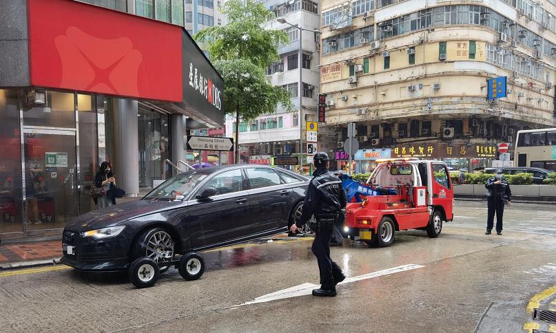 警油尖打擊違例泊車 發逾千牛肉乾拖13車