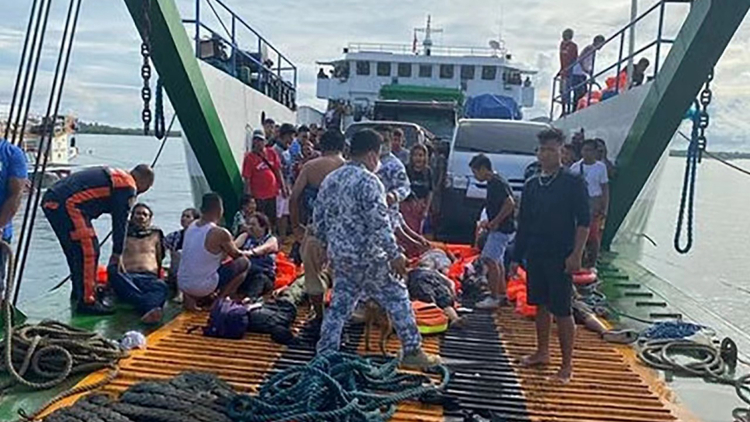 菲律賓渡輪失火 至少7死23傷7失蹤