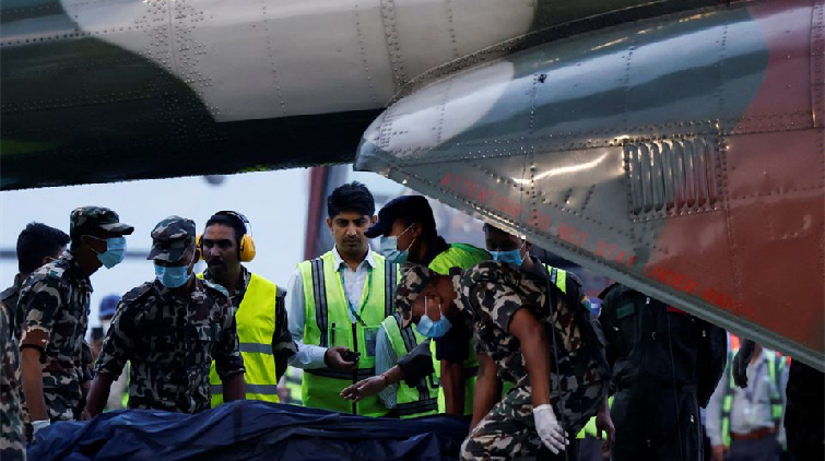【追蹤報道】尼泊爾墜毀客機上22名遇難者屍體已全部找回
