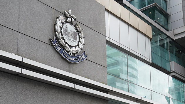 警長沙灣劏房檢獲衝鋒槍及50發子彈 拘兩男女