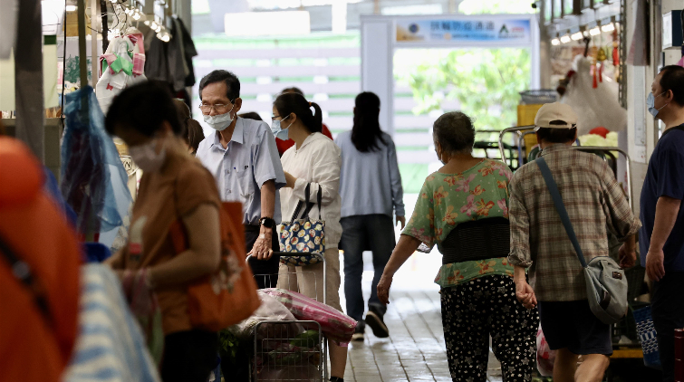 台灣超1.6萬人放無薪假 企業樂觀指數走低