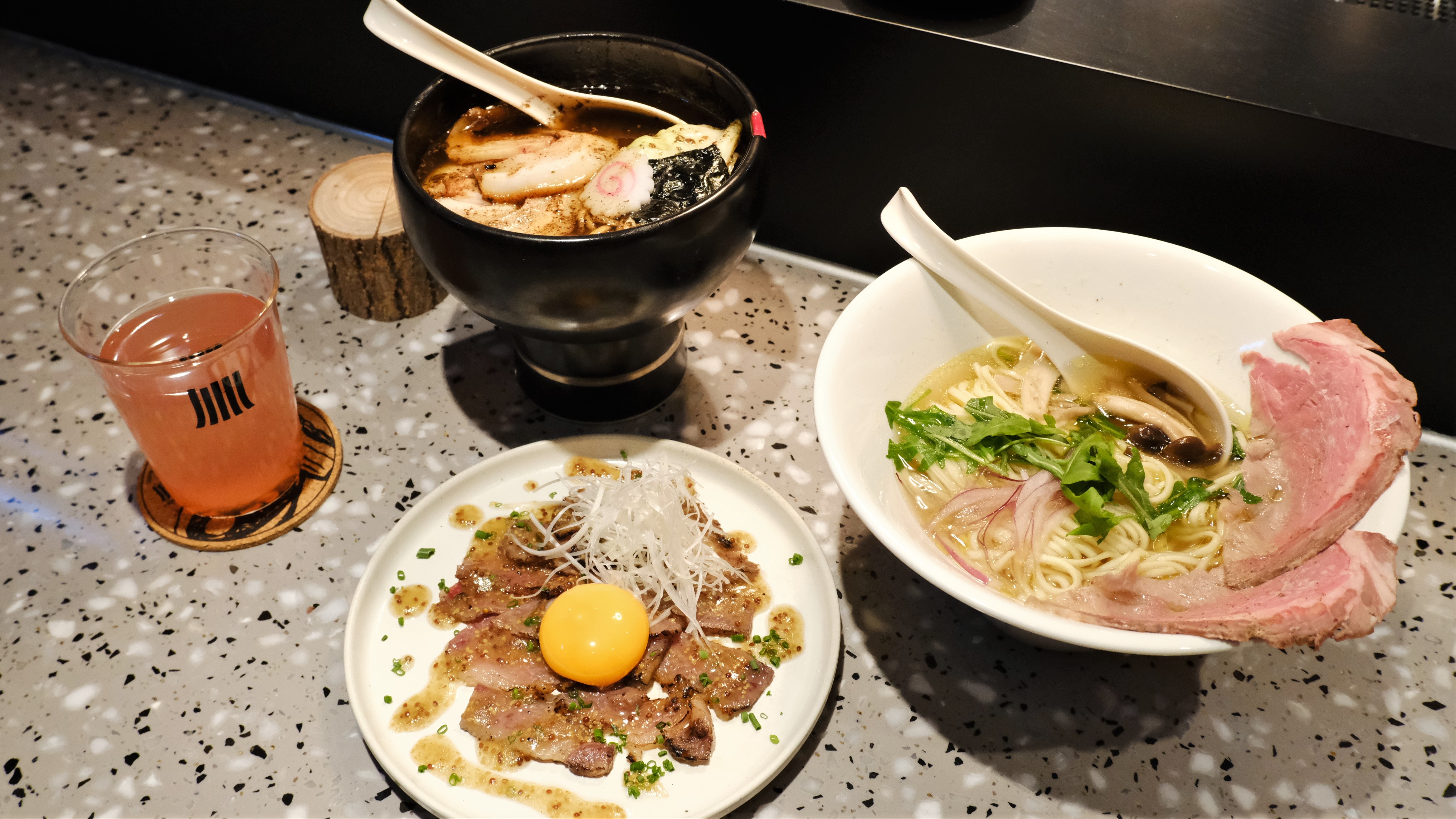 【美食】日本過江龍拉麵店回歸 糅合居酒屋酒吧元素