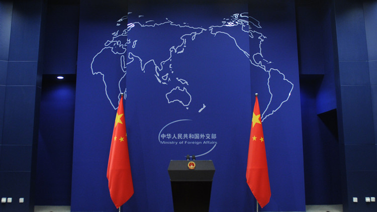 外交部副部長謝鋒就美方武力襲擊中國無人飛艇向美國駐華使館負責人提出嚴正交涉