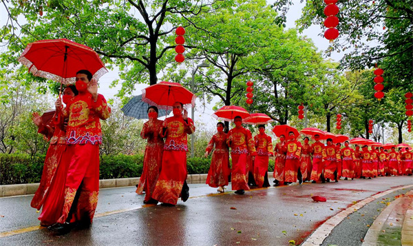 弘揚中華優秀傳統文化 花都為66對青年舉辦集體婚禮