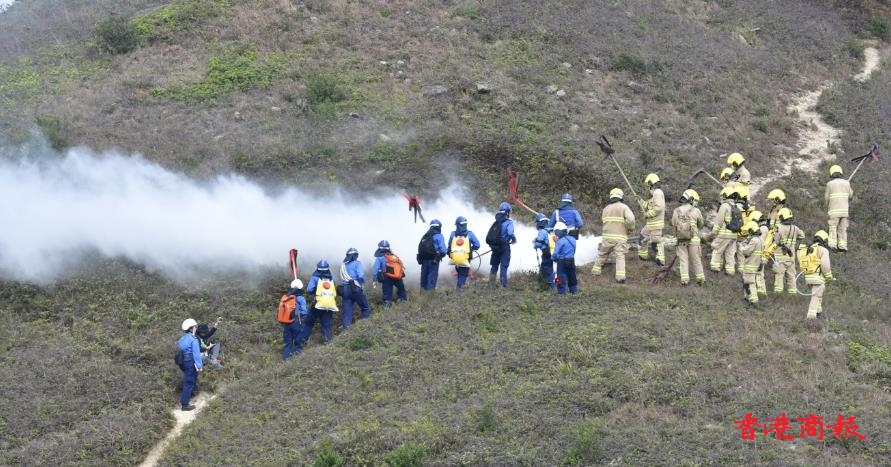 多圖丨消防舉行跨部門山火拯救演習 逾300人參與