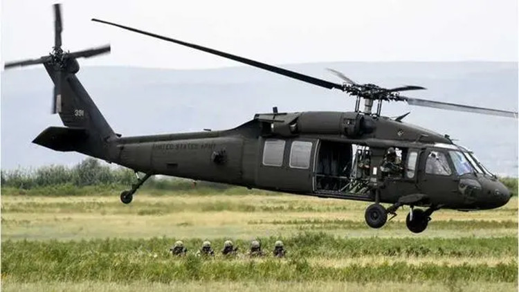 美軍一架「黑鷹」直升機墜毀 機組人員全部喪生