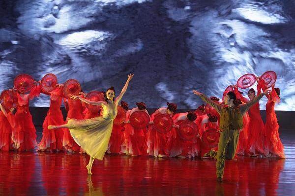 海南：原創民族舞劇《白鷺南飛》在保亭獻上視覺盛宴