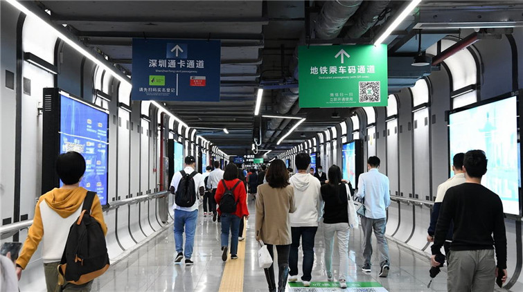 深圳4條「熱門」地鐵線路試行周五延時收車 延長約半小時
