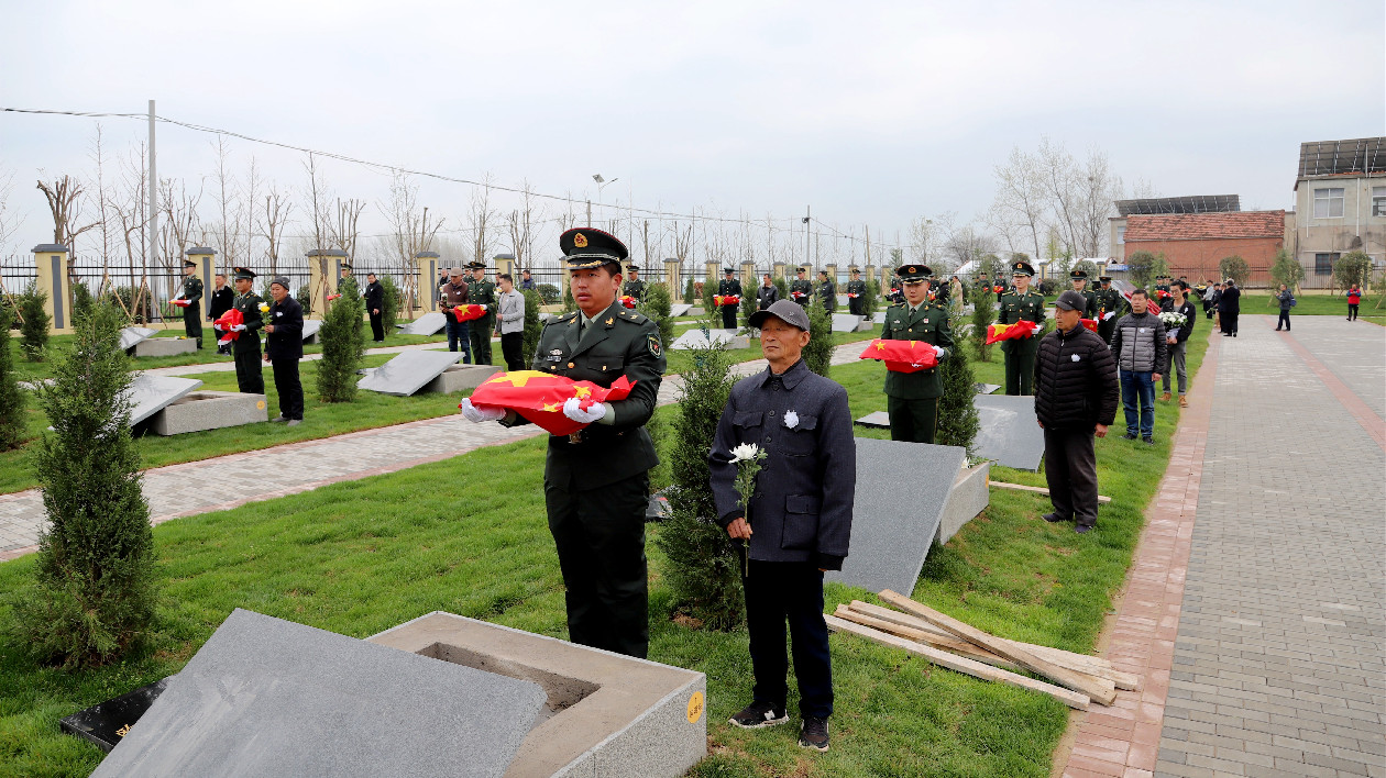 安徽固鎮：60名散居烈士遺骸集中遷葬入園