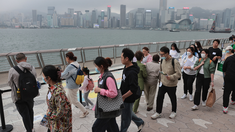 復活節假期 海內外訪港旅客重返星光大道