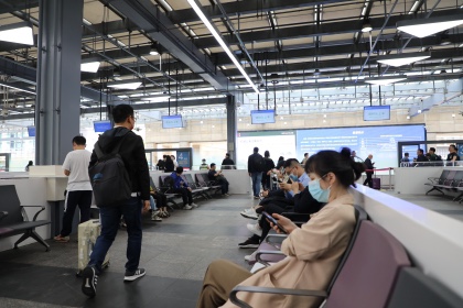 深圳機場在全國率先推出出租車「人人有座」候乘體驗