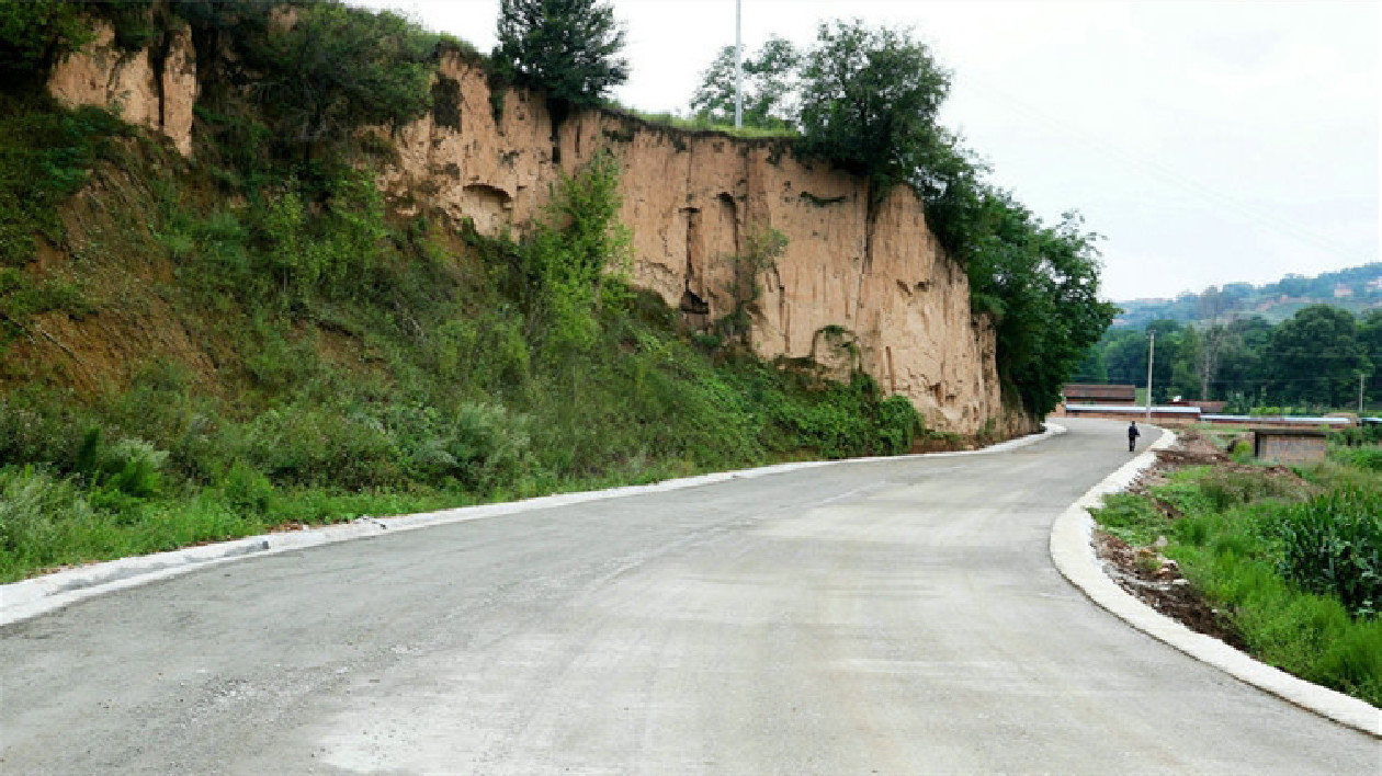甘肅今年擬新建1萬公里自然村硬化路：料惠群眾逾150萬人