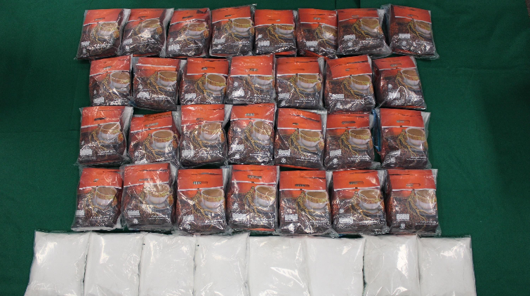 海關在咖啡粉包裝袋中發現懷疑海洛英 市值約4900萬元