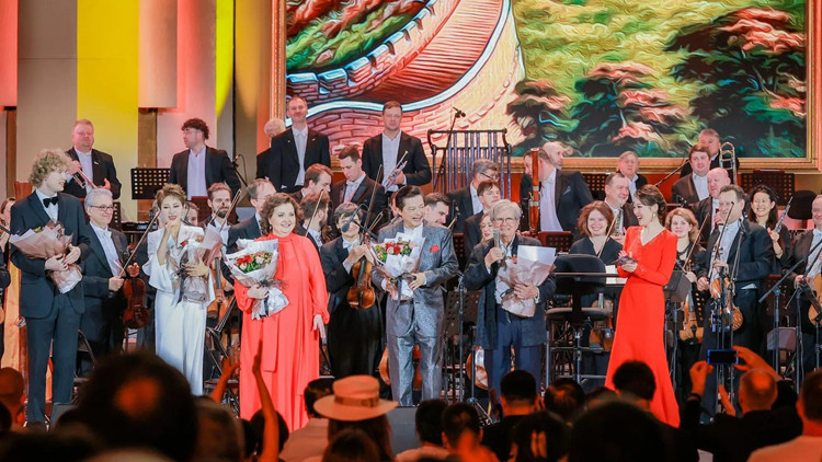 2023北京長城音樂會在八達嶺長城文化廣場舉行 龍宇翔出席並觀看