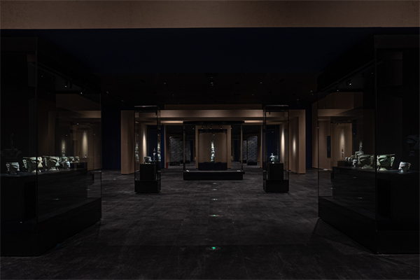 近600件文物首次亮相 三星堆博物館新館進入試運行