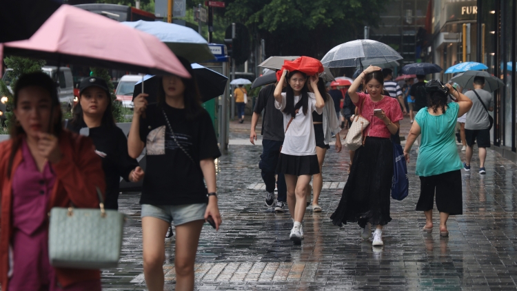深圳市分區暴雨黃色預警升級為橙色