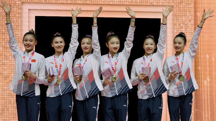 中國藝術體操隊首奪世界冠軍 獲巴黎奧運入場券