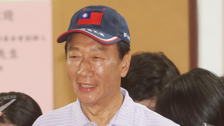 郭台銘宣布因「個人因素」辭任鴻海董事