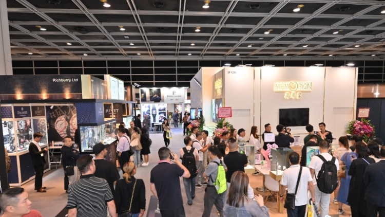 香港鐘表展及國際名表薈萃吸引近1.5萬名商貿買家