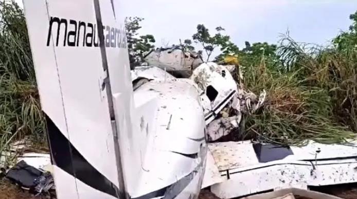 巴西小型飛機墜毀致14人遇難