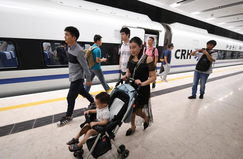 中國鐵路單日售票量再創歷史新高，9月22日售票2695.2萬張