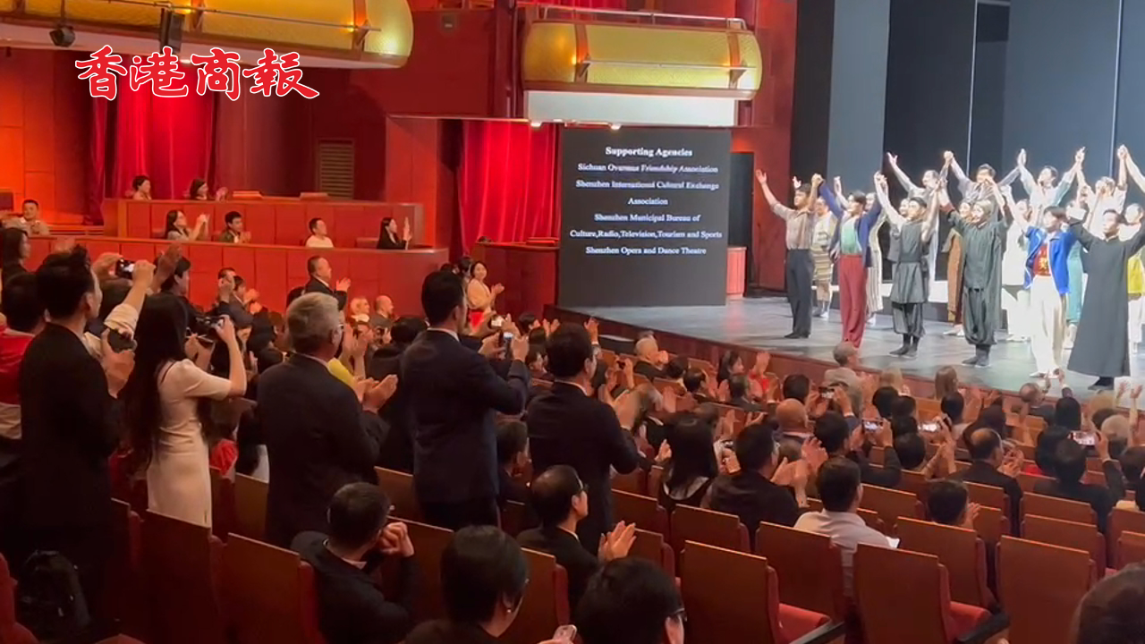 有片丨《詠春》新加坡首演 掌聲經久不息 觀眾：還要買票看第二場