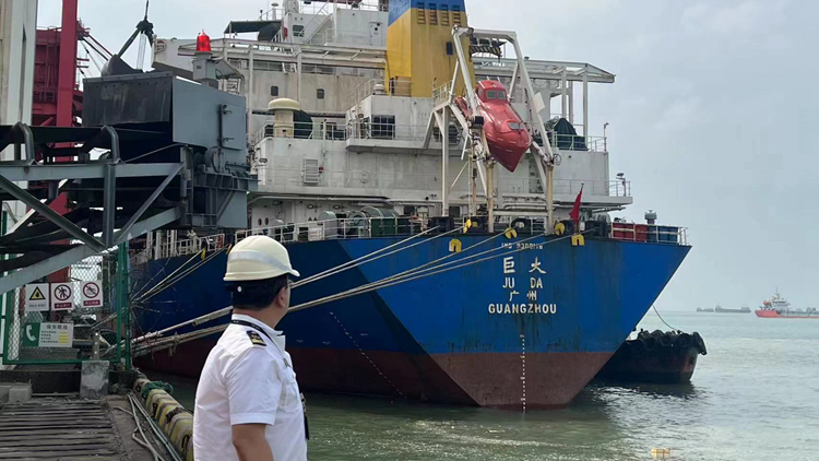 深圳南山海事局力保「雙節」期間民生電煤運輸安全運輸