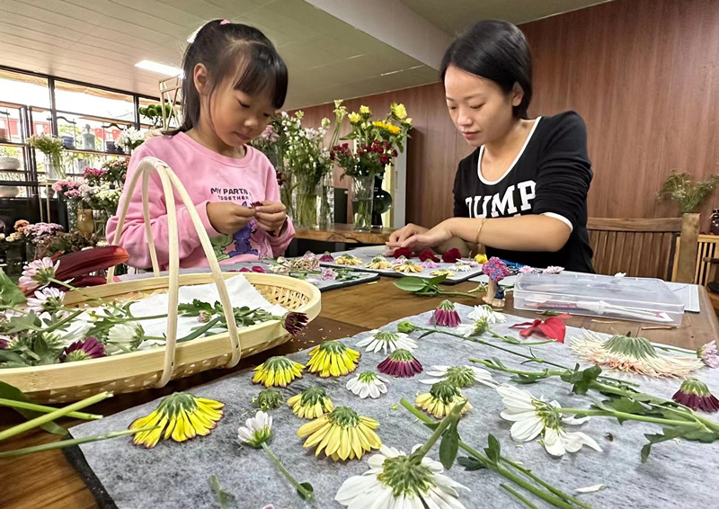 鋪展「詩和遠方」新圖景  徽州「村游」嗨翻天