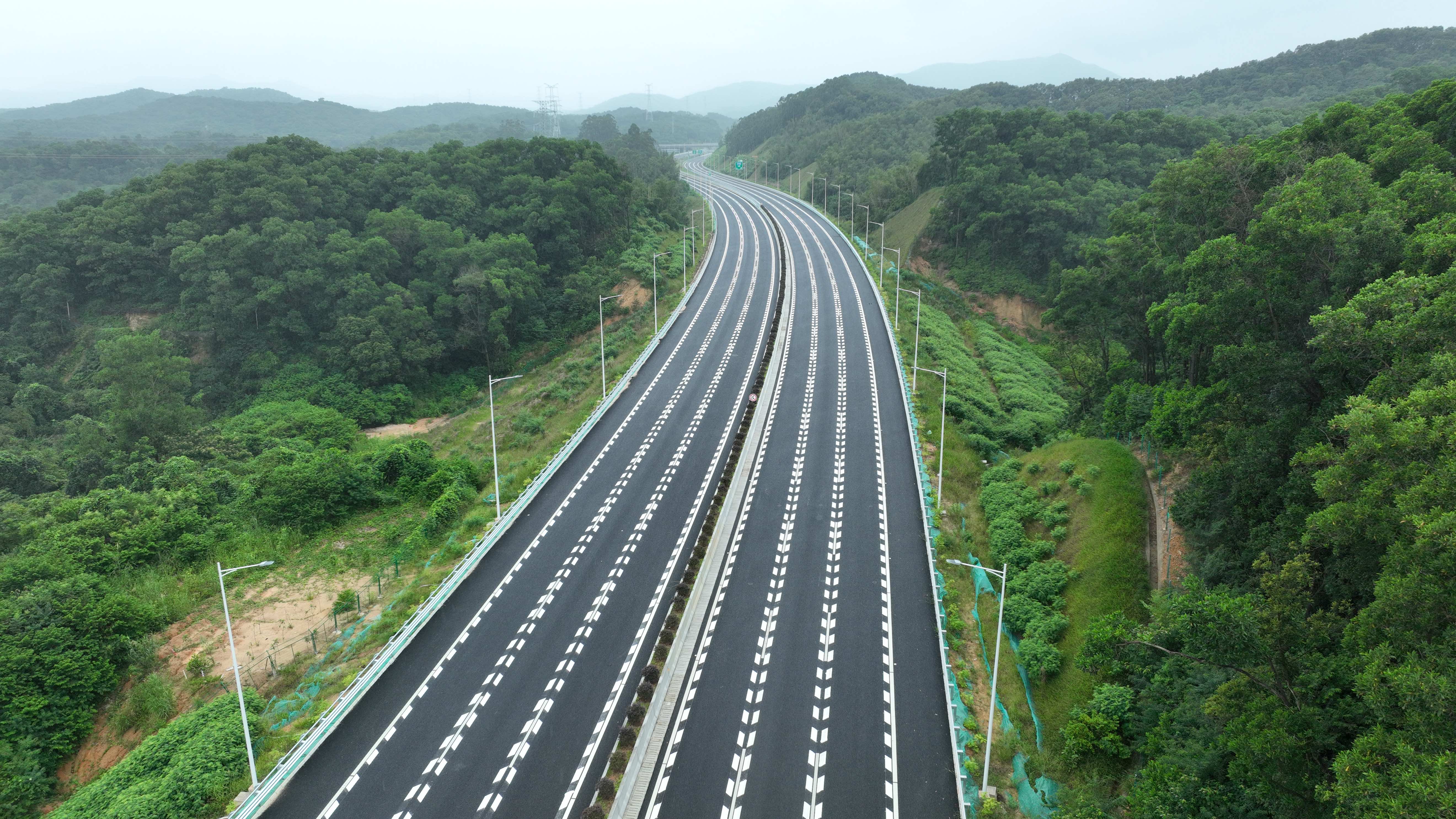 從埔高速一期建成通車 廣東新增一條綠美「大動脈」
