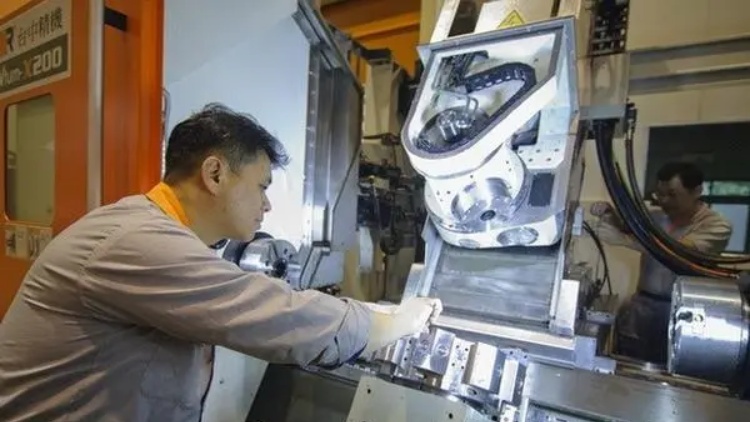 日圓貶值衝擊台灣機械業 業者悲觀料明年第三季度好轉