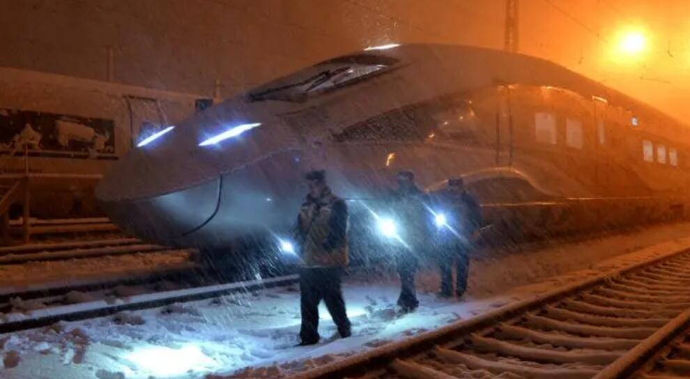 受降雪影響 部分至深圳列車停運