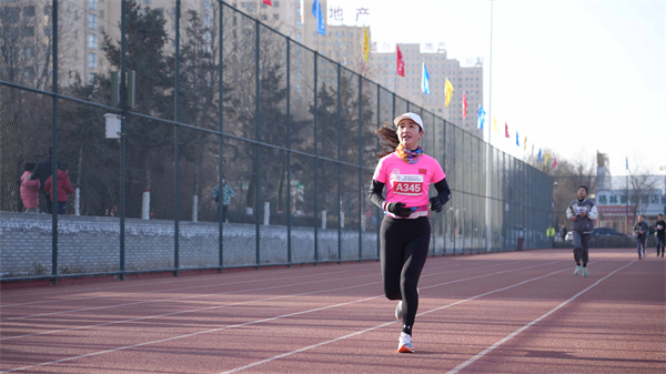 甘肅靜寧新年「第一跑」：全民迎新健身跑激情開跑