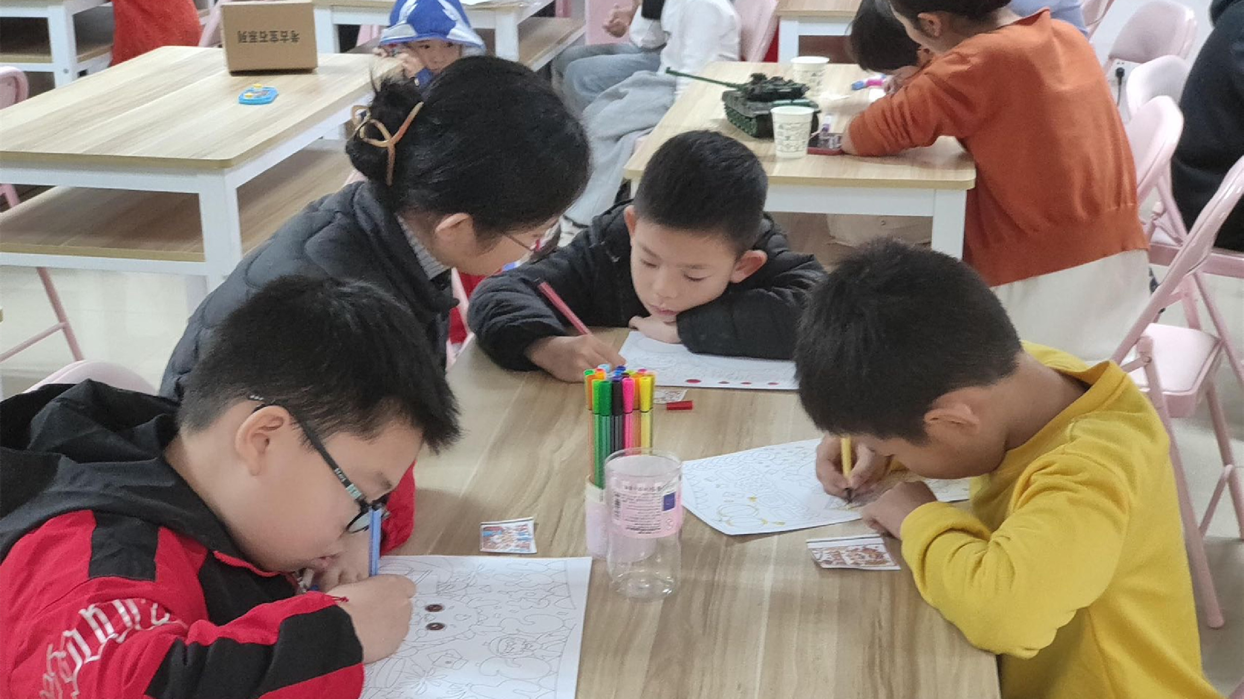 「書香潤萬家·閱讀伴成長」 深圳南澳舉辦新年親子讀書會