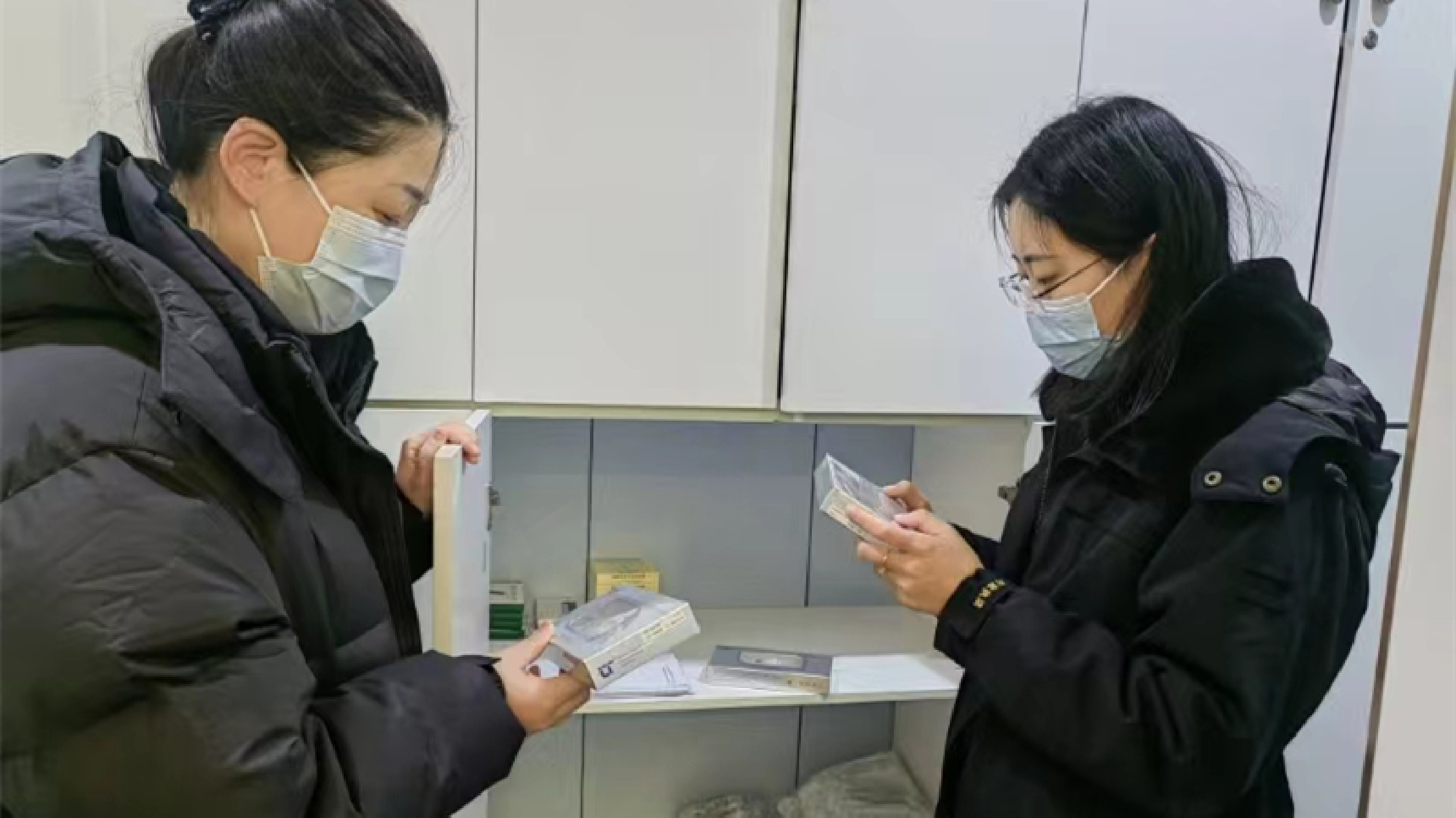 哈市香坊區兩級市場監管局開展醫療美容相關醫療器械專項檢查