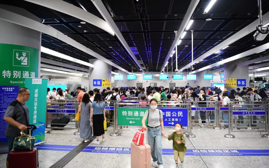 西九龍站口岸復關一周年 查驗過境旅客2080萬人次 11次單日客流超10萬人次